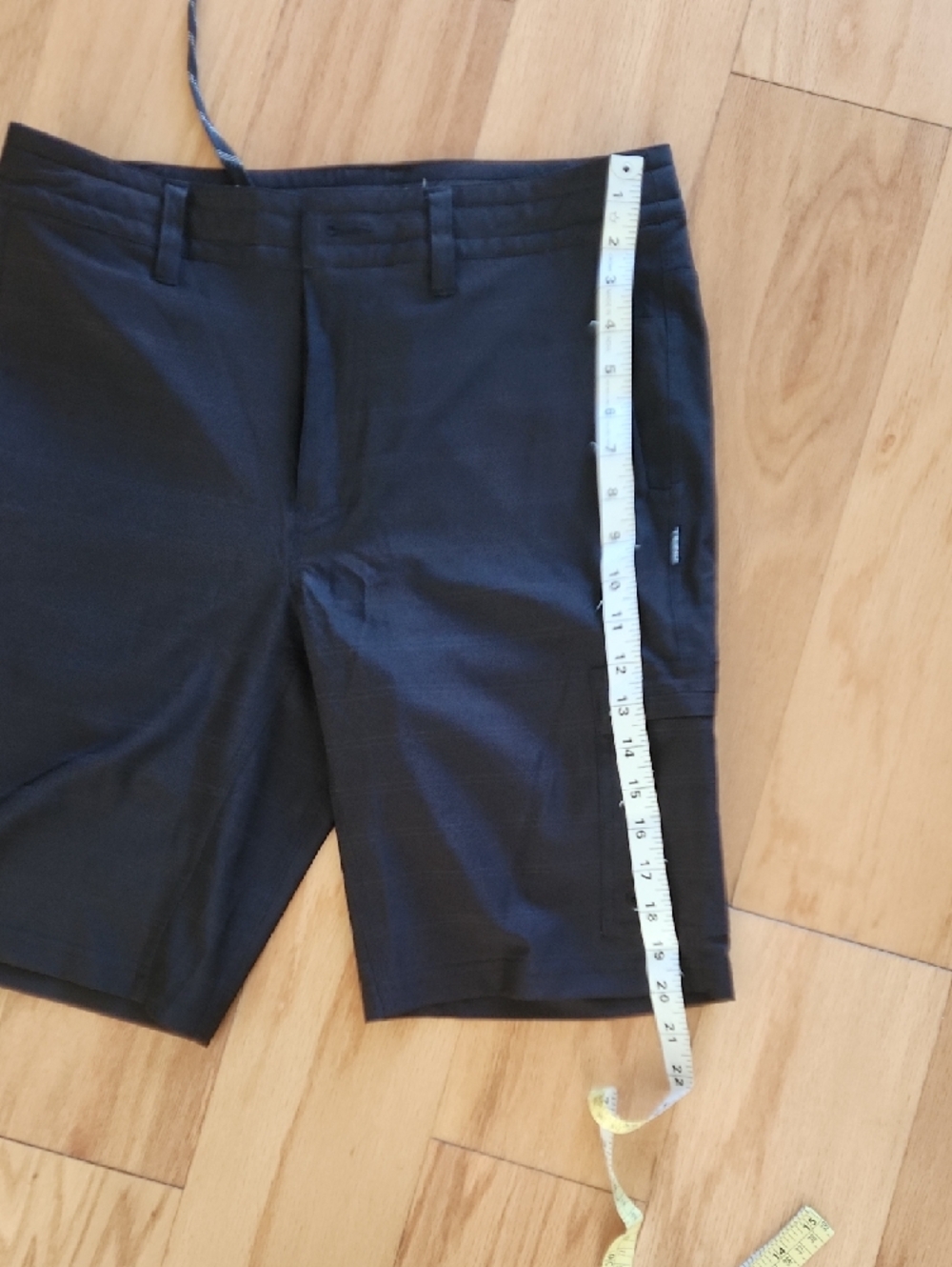 O'Neill Men's Black Shorts with Side And Back Pockets Size 30 - Picture 11 of 15